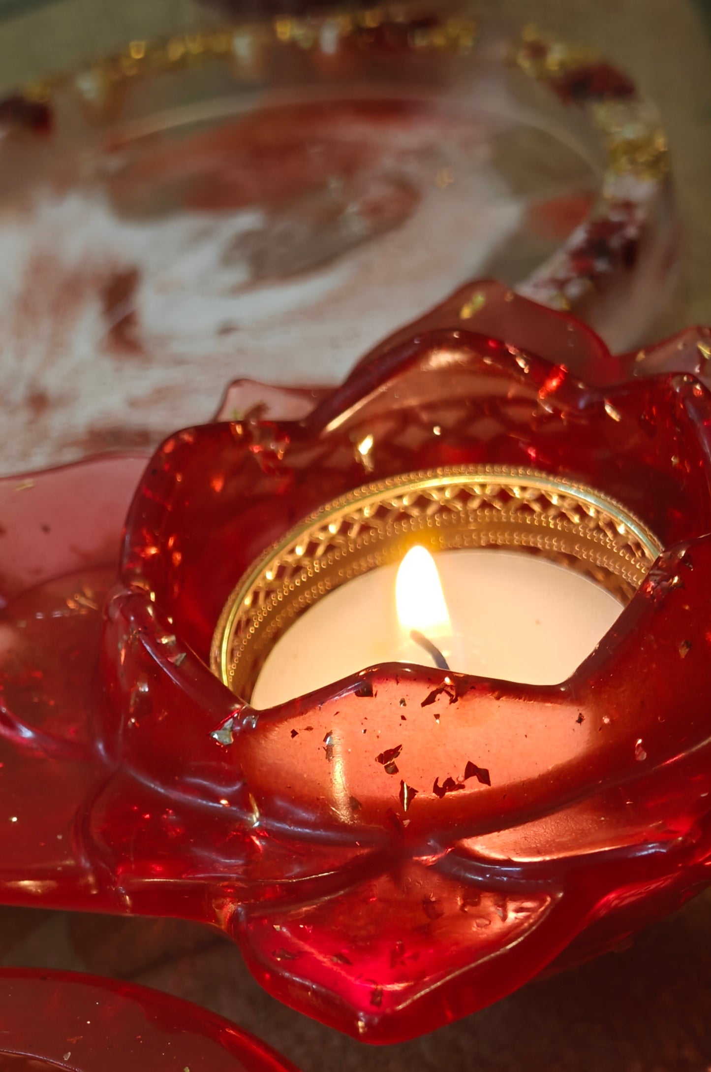 Resin T light candle holder